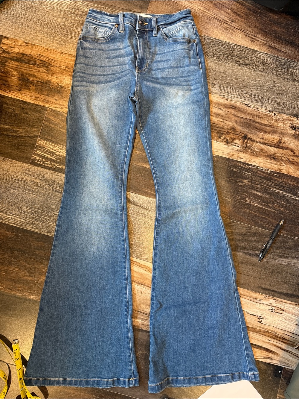 KanCan KC8664M Roel High Rise Super Flare Jeans Medium Wash Size 5/26